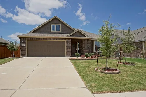 2908 Edwards Plateau Photo 1