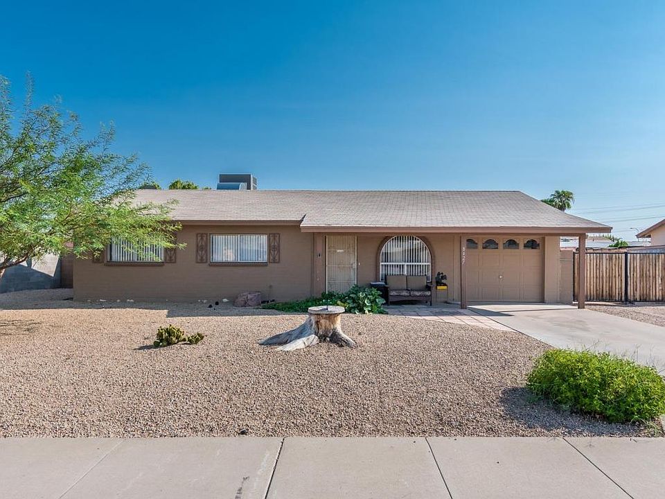 1st image of 8427 W Echo Ln