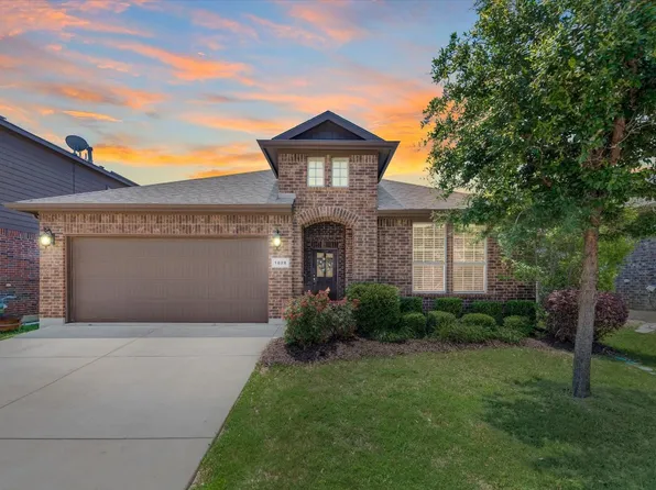 1828 Kachina Lodge Rd, Fort Worth, TX 76131