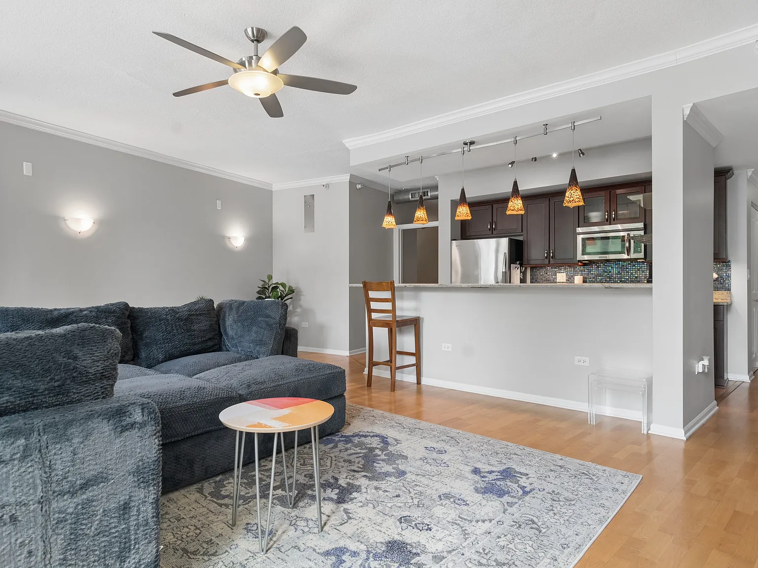 1 bed, 964 sqft, $3,500 — Photo 2