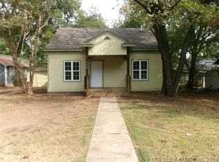 512 W Locust St, Durant, OK 74701