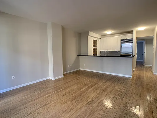 Rented by Tourma Realty LLC | media 22