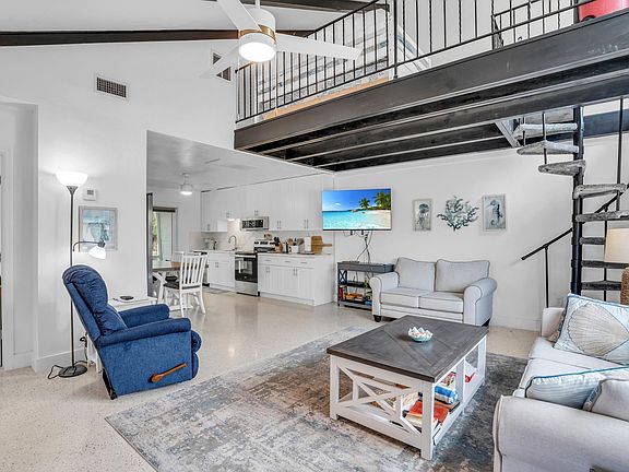 5th image of 1220 Junonia St APT B-2