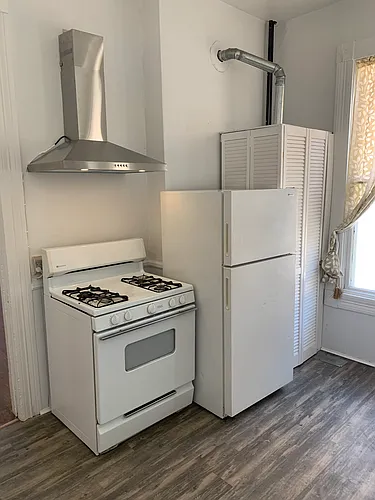 Updated 1 Bedroom in the Heart of Edo Photo 1