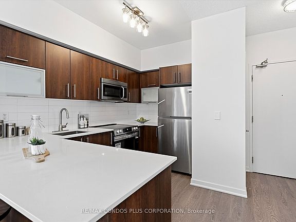 3rd image of 55 E Liberty St #702