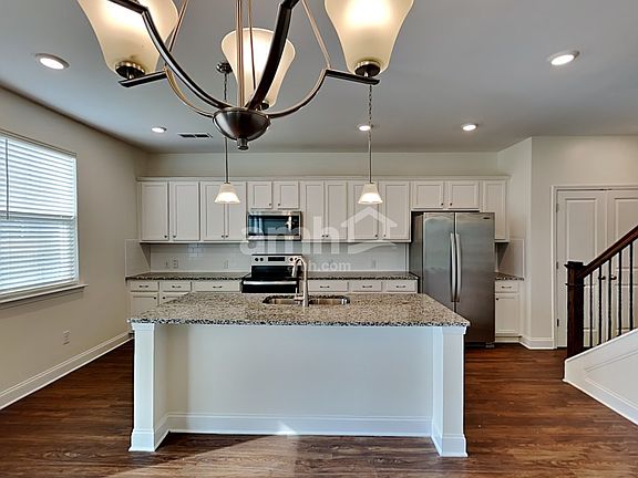 5th image of 14111 Singing Creek Ln