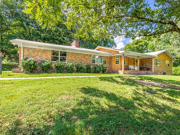 4th image of 9419 Seasons Dr