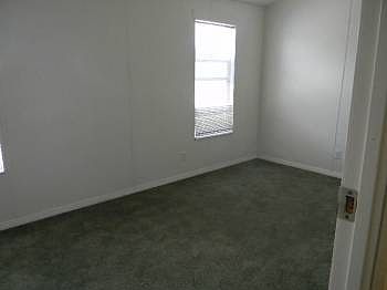 4th image of 913 S Grand Ave Spc 194