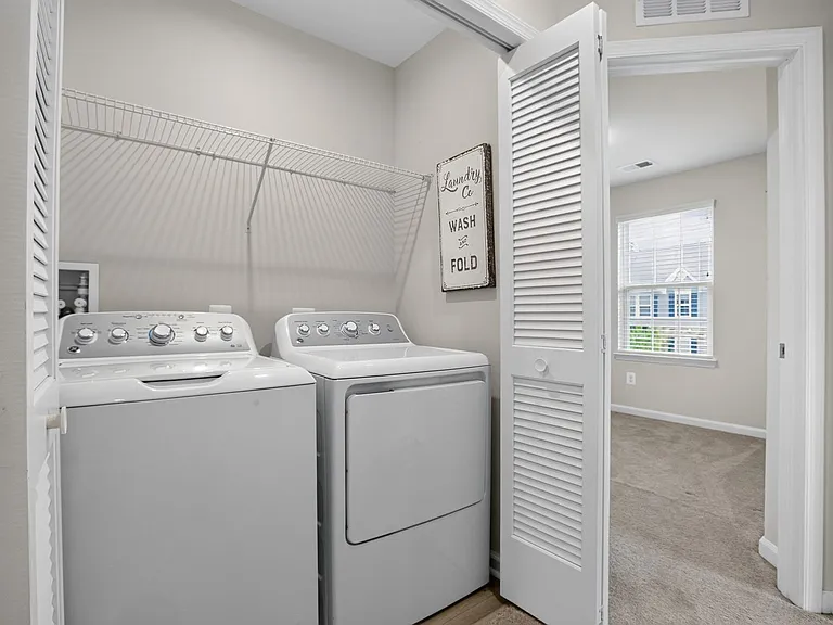 151 Seldovia Dr — Photo 2