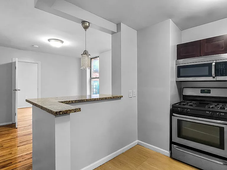 532 W 142nd St #44 — Photo 4