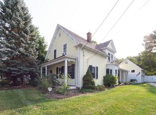 44 Reservoir St, Holden, MA 01520