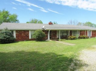 5375 Sally Brown Rd, Muskogee, OK 74403