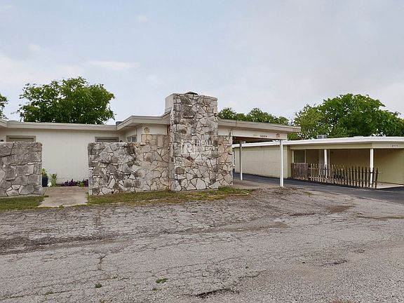 5th image of 6808 Trail Lake Dr