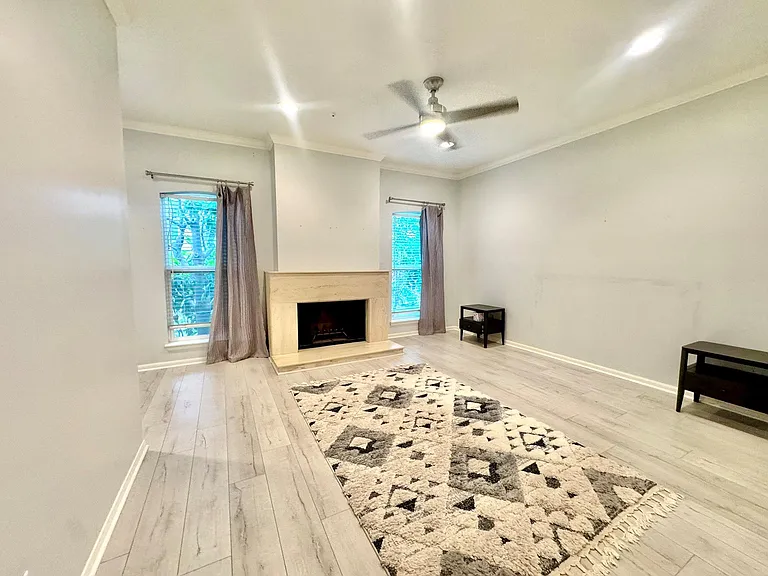 2323 Bering Dr #2 — Photo 26