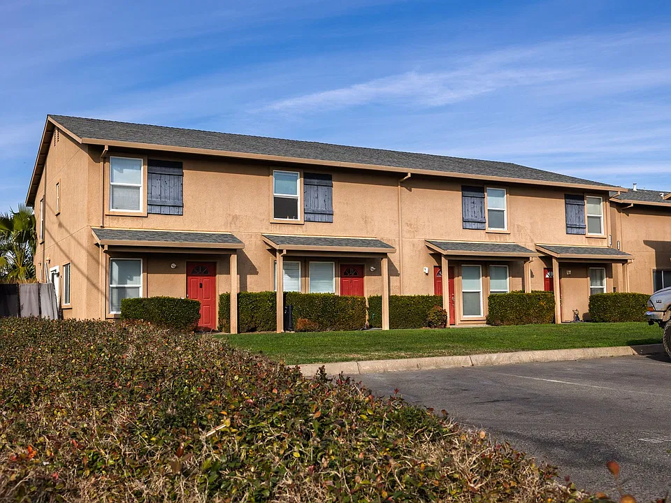 The Woodland Townhomes