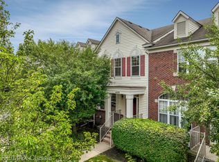 6108 Heron Hills Dr #56, Walled Lake, MI 48390