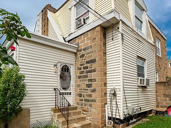 3rd image of 175 Wellington Rd