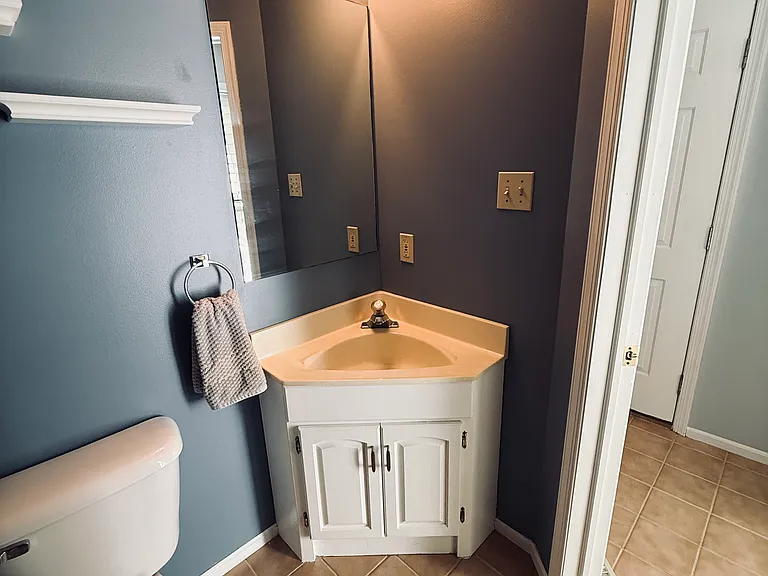 1688 Pinewind Dr — Photo 6