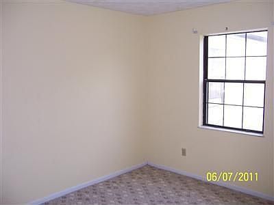 5th image of 1934 Chaucer Dr