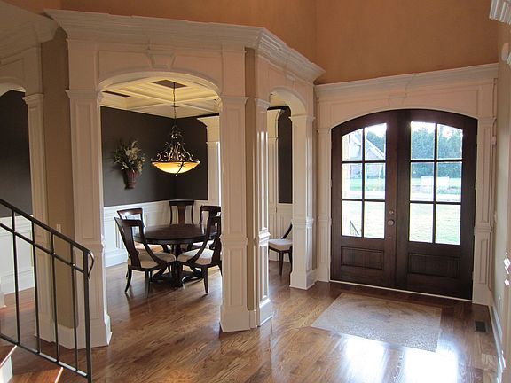 Dining and Entry