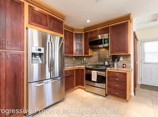 5986 Airdrome St, Los Angeles, CA 90035