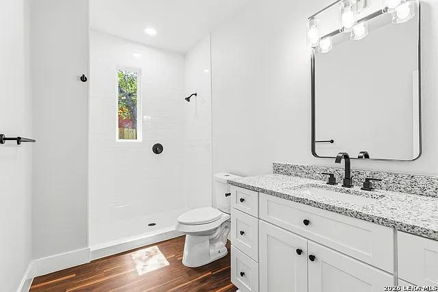 823 W French Pl — Photo 17