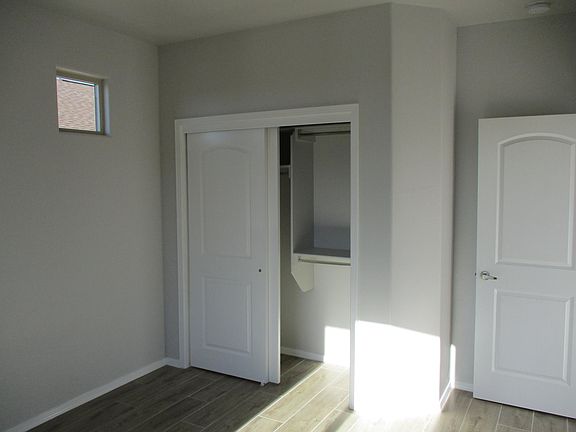 5th image of 4562 Latigo Dr