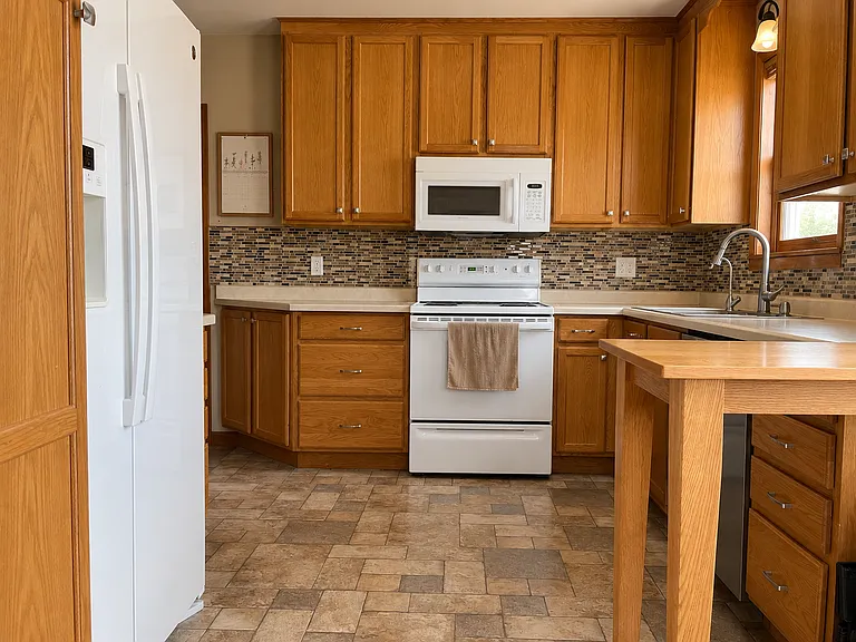 2201 Market St — Photo 10