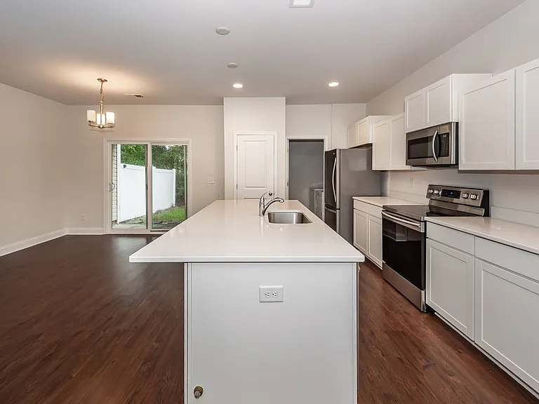 7787 Montview Rd — Photo 22