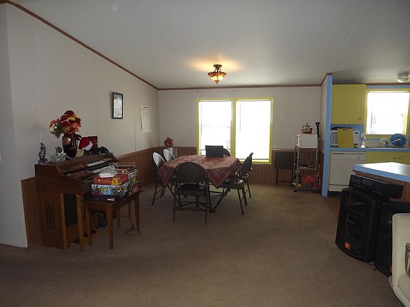 5th image of 4 Longmeadow Dr