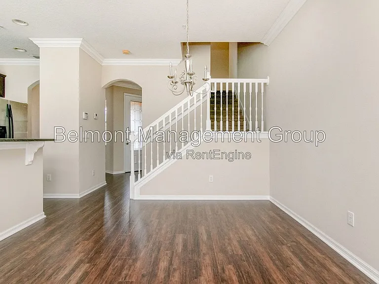 9426 Silver Buttonwood St — Photo 5