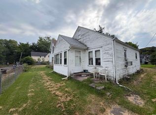 1212 E Dubail Ave, South Bend, IN 46613