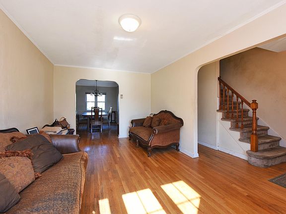 3rd image of 46-49 193rd St