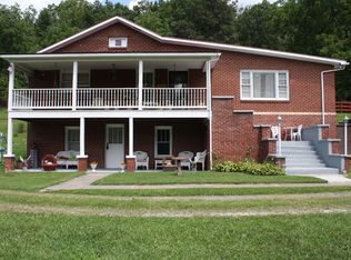 1807 State Route 3 And 12, Hinton, WV 25951