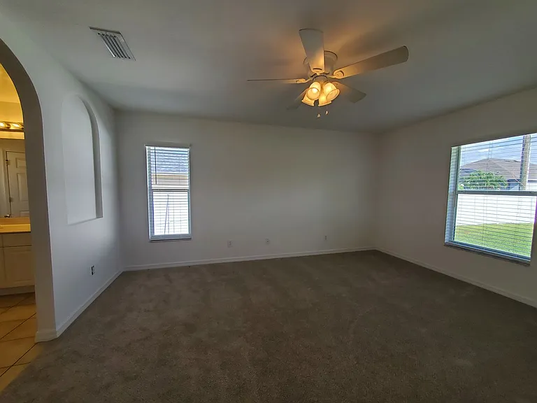 3011 SW 14th Ct — Photo 12