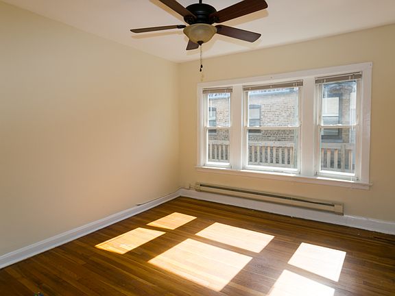 5th image of 4421 N Wolcott Ave APT 3B