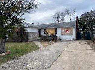 2249 Parkhurst Rd, Elmont, NY 11003