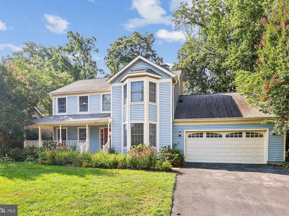 9779 Katharines Dr, Burke, VA 22015