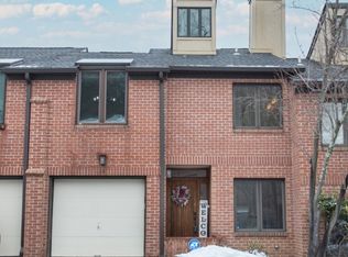 15 Stepping Rdg, North Caldwell, NJ 07006