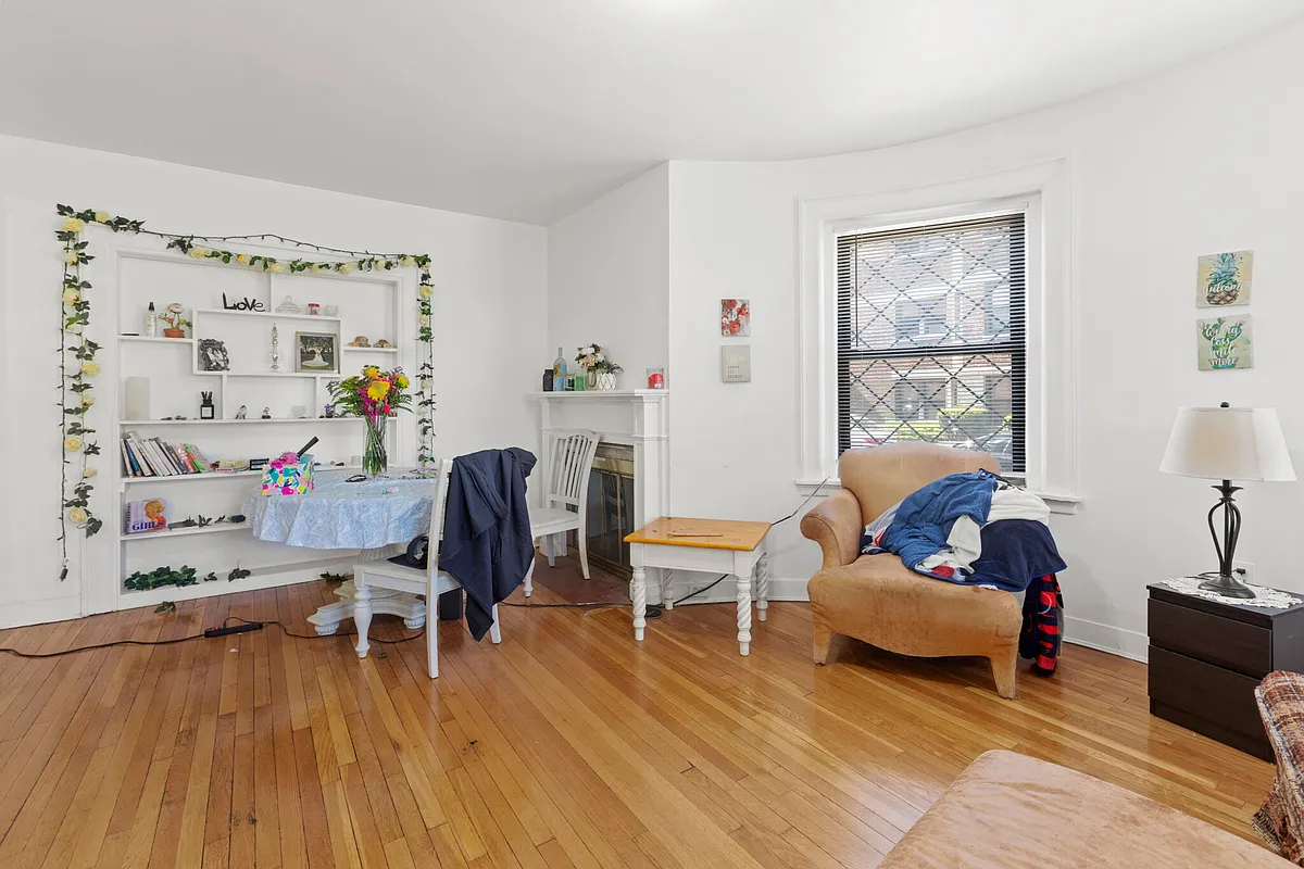 Building Photo - 1462 Commonwealth Ave #2