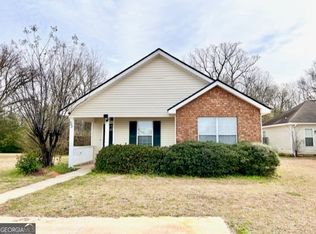 502 Chadwyck Cir, Bonaire, GA