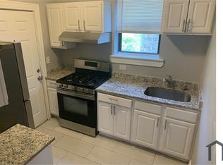 7648 S Stewart Ave #305, Chicago, IL 60620