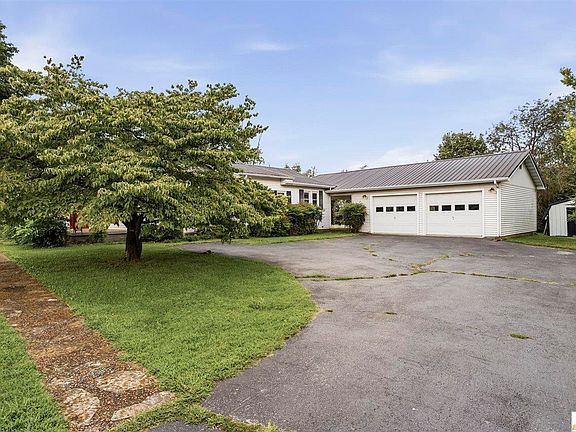 5th image of 410 New Salem Rd