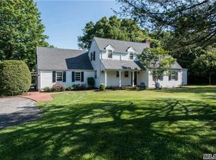 61 Cove Rd, Huntington, NY 11743