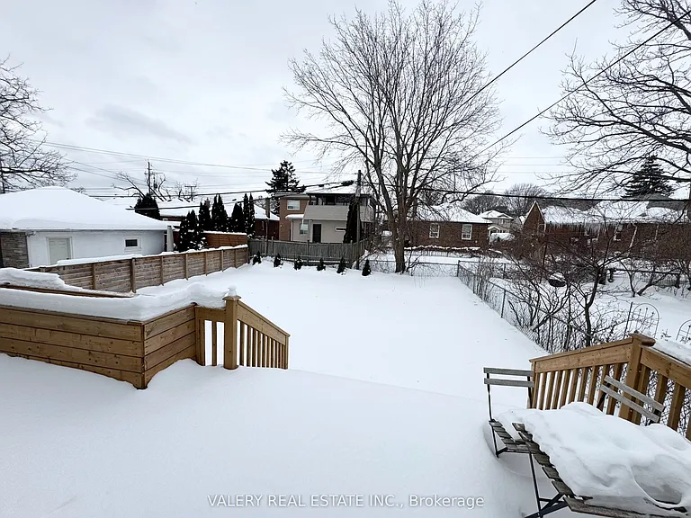 30 Morgan Ave #1 — Photo 40