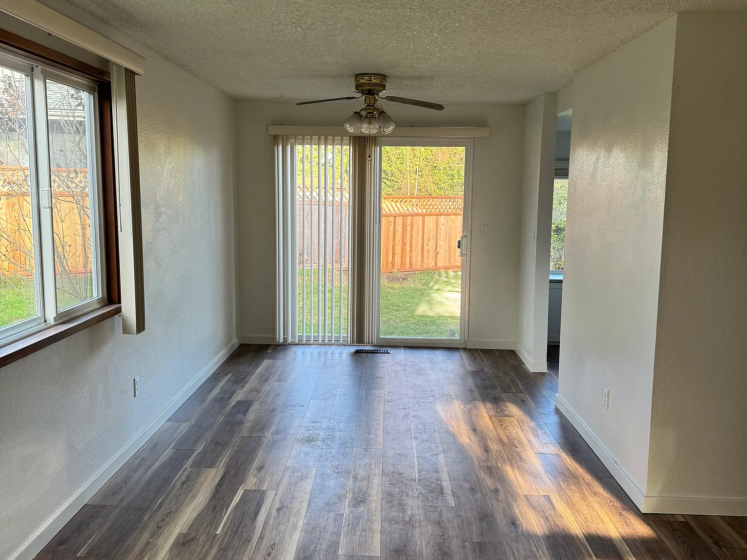 4 bed, 1600 sqft, $3,250 — Photo 4