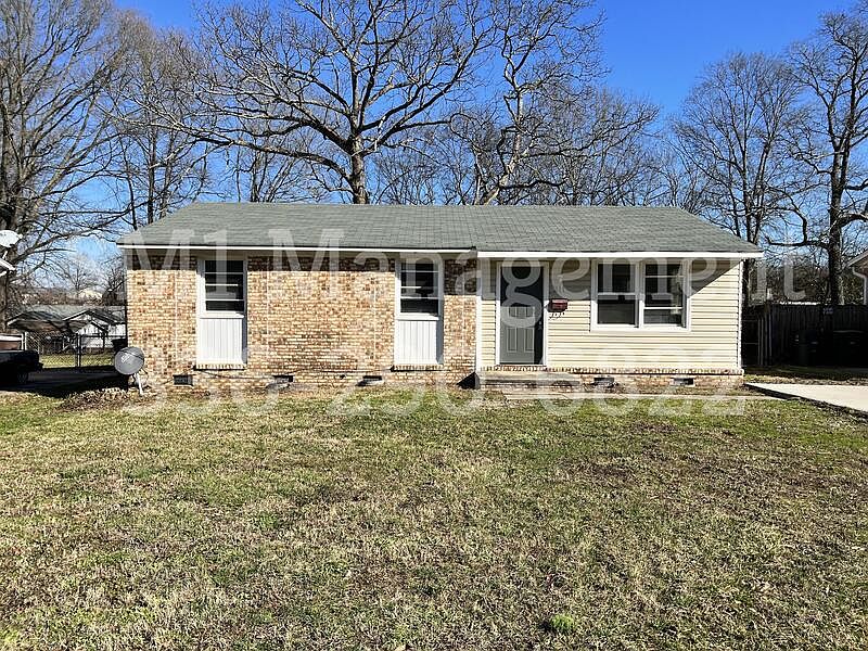 1st image of 311 Hazelwood Dr