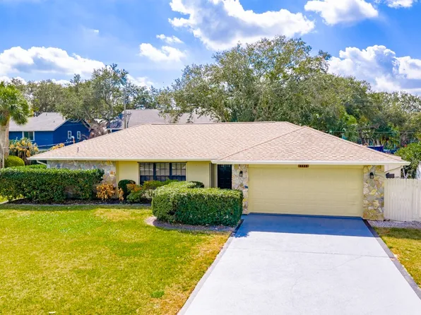 6655 110th St, Sebastian, FL 32958