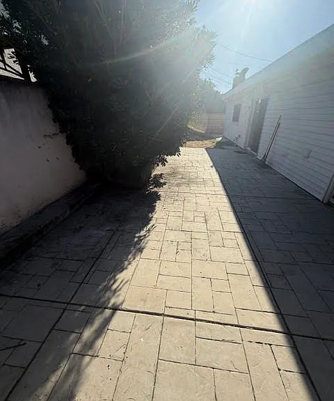624 W Woodcrest Ave — Photo 4