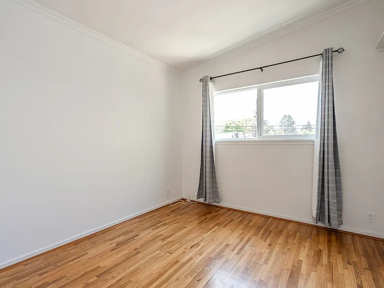 5885 Main St — Photo 15